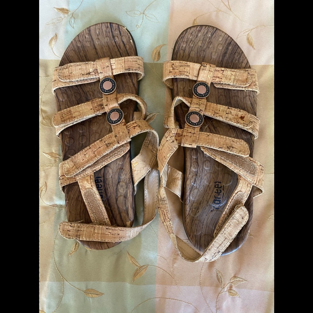 Orthoheel shoes